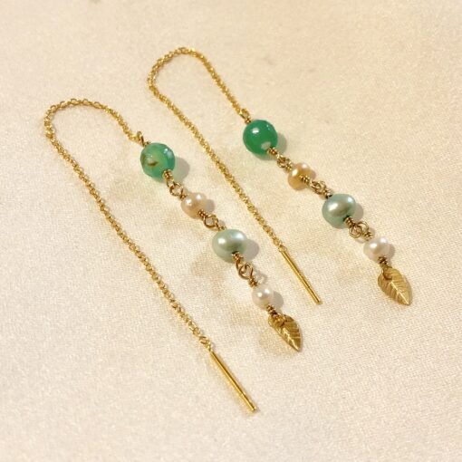 Lange grønne øreringe med agat og perler "Springtime" -Foto