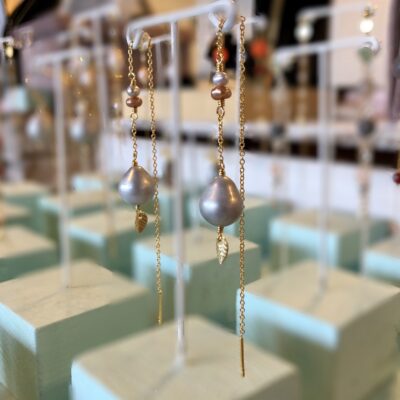 Lange øreringe med perle "Grey dreams 2"