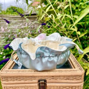 STOR smykkepose med 12 små rum