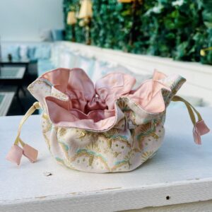 Smykkepose med 8 små rum