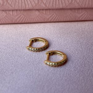 Ørering, White huggy, Sælges enkeltvis.