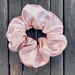 Scrunchie -hårelastik