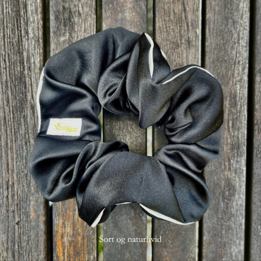 Sort og naturhvid -Scrunchie