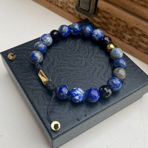 Armbånd med stenperler, Atlas