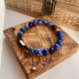 Armbånd med stenperler, Atlas