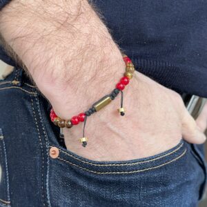 Armbånd med stenperler, Izar