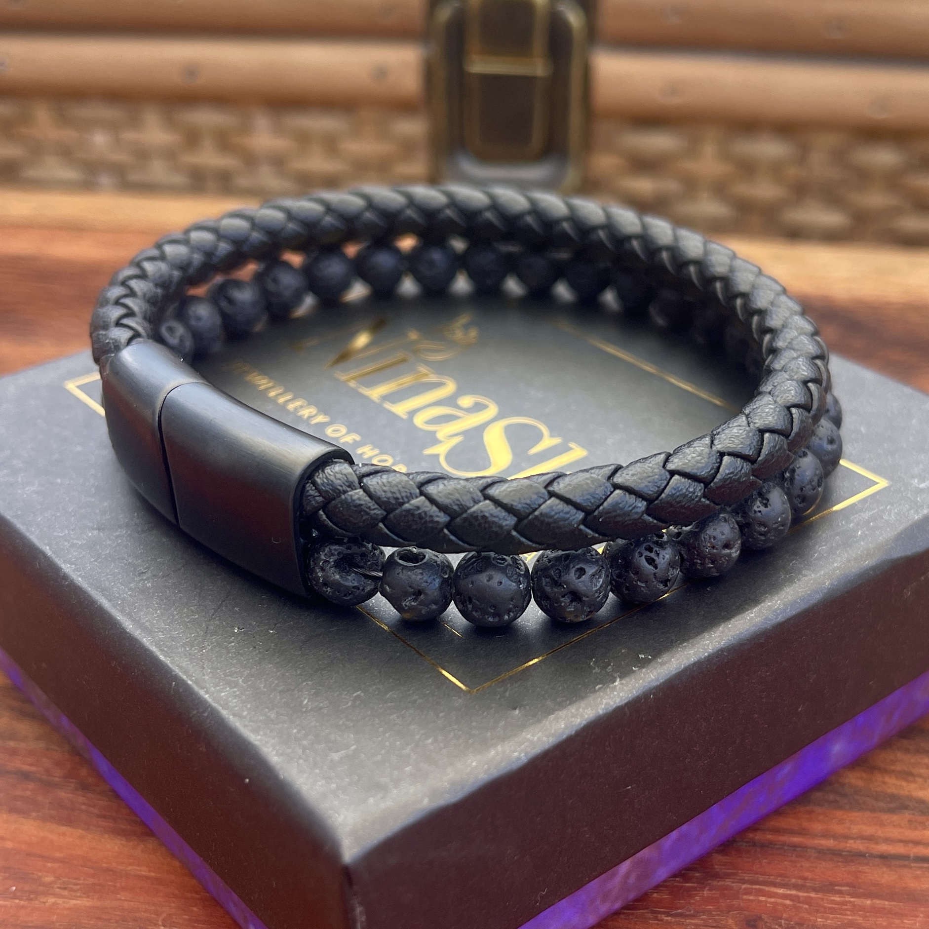 Armbånd med lavaperler, Panther