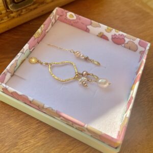 Sætpris, Øreringe, Dharma, White og White kædeørering