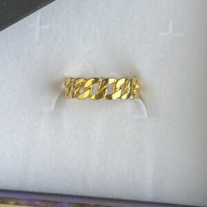 Ring, Cuban