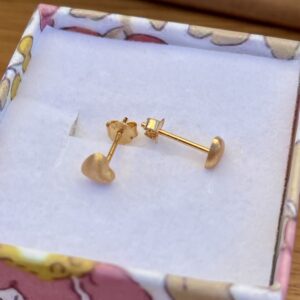 Small brushed heart,