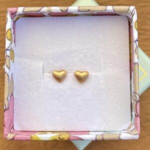 Small brushed heart,