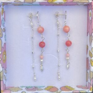 Coral Glow Earring inkl. lås med kæde ✨ The Beginning – anniversary collection