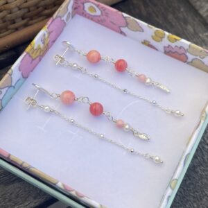 Coral Glow Earring inkl. lås med kæde ✨ The Beginning – anniversary collection