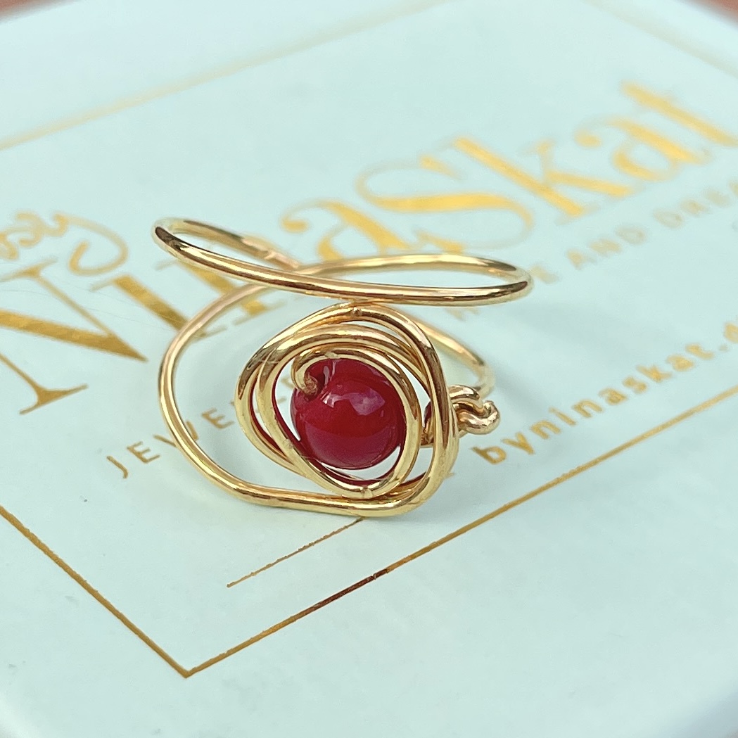 AURA ring – Rød jade